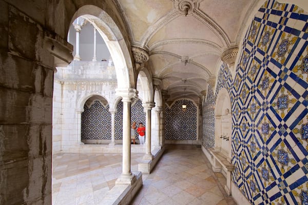 Musée national des Azulejos montrant patrimoine historique et vues intérieures