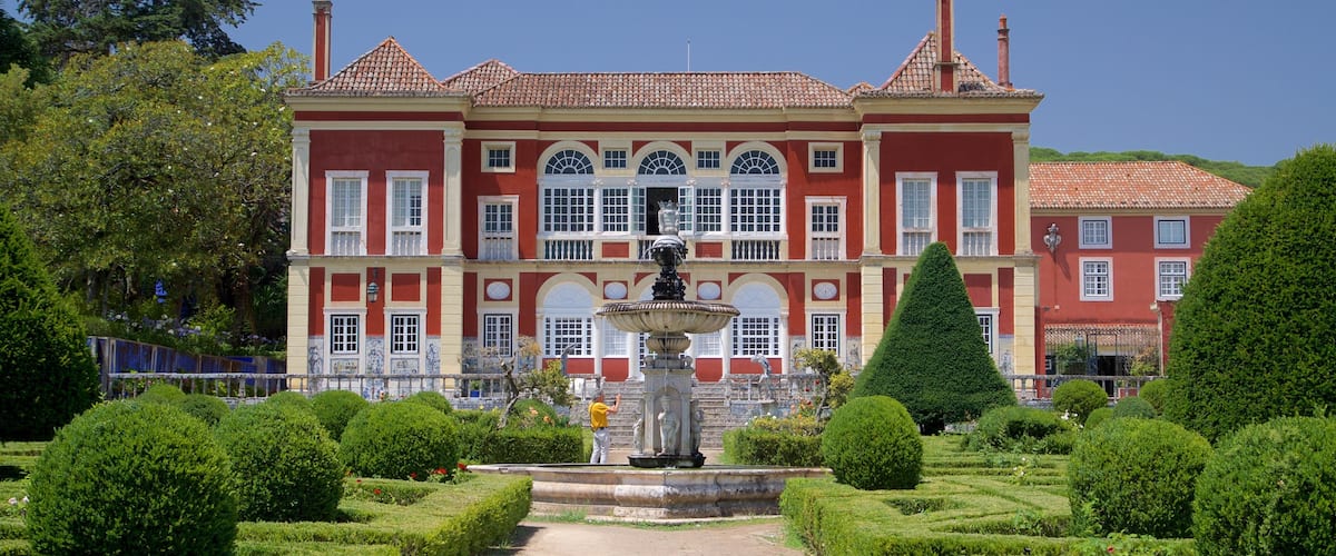 พระราชวัง Palace of the Marquises ซึ่งรวมถึง บ้าน, มรดกวัฒนธรรม และ สวนสาธารณะ