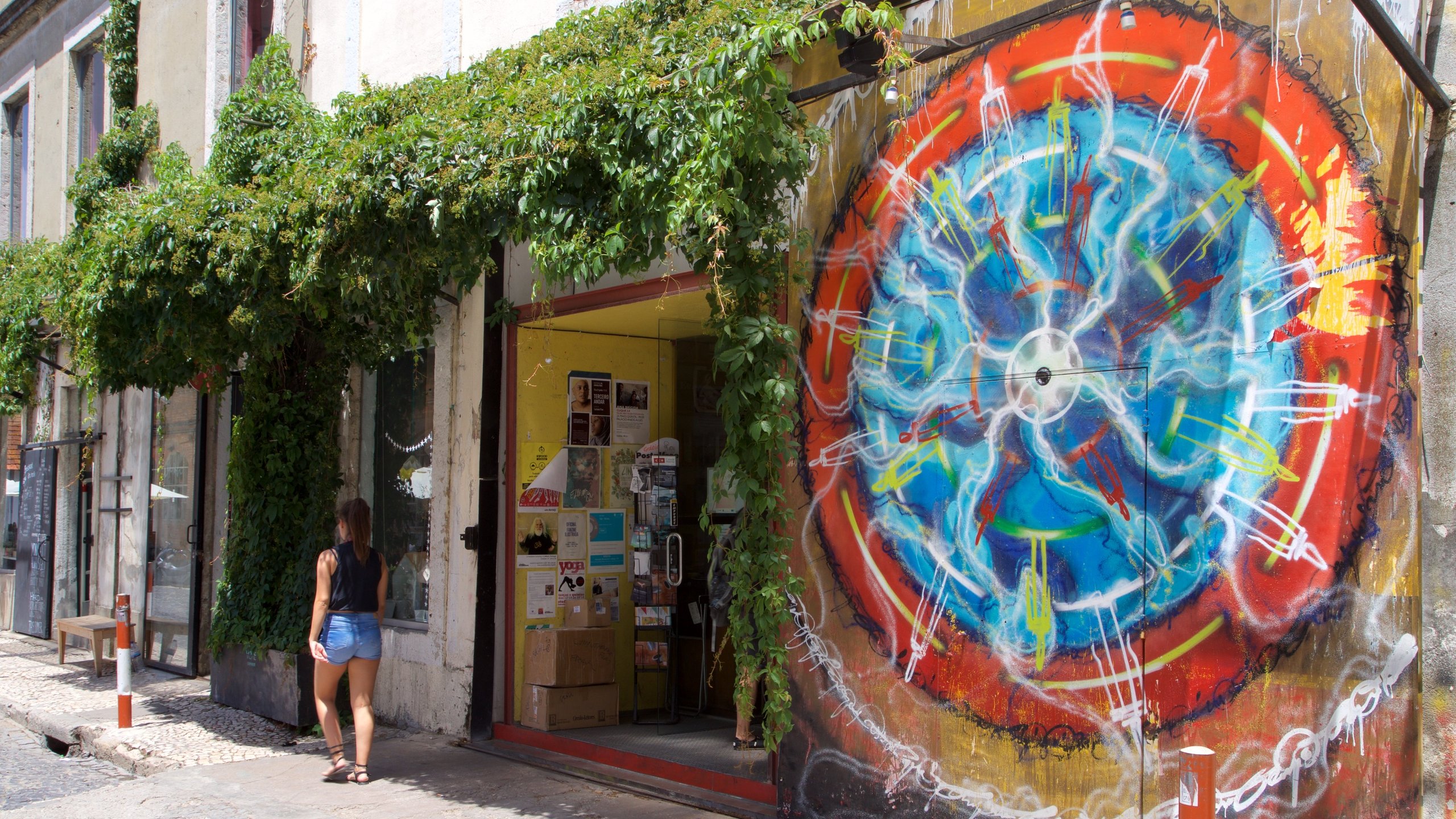 LX Factory Lisbon: Street Art, Murals, Sunday Markets, Music & Brunch