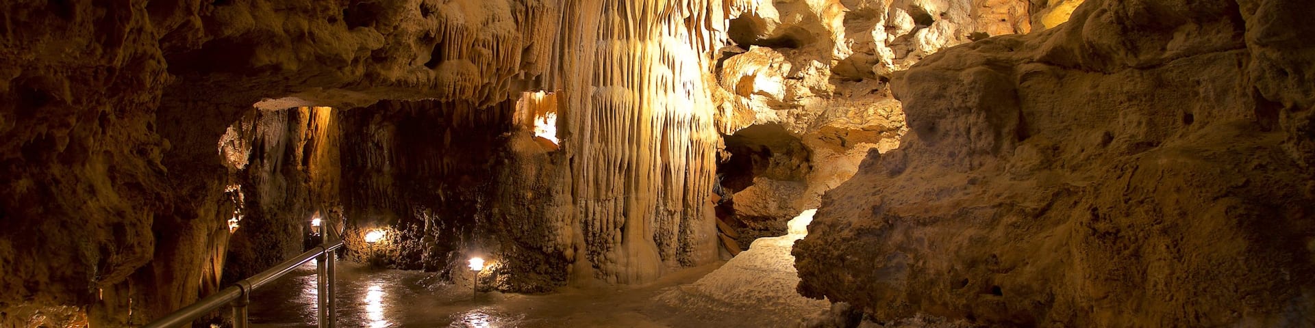 Bridal Cave which includes caves