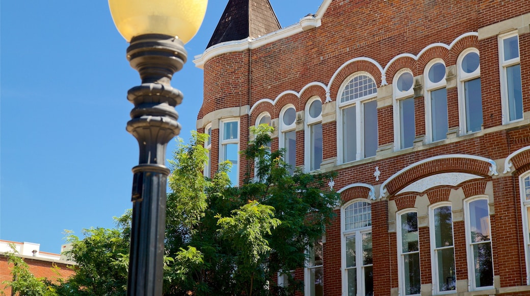 Jefferson City featuring heritage elements and a small town or village
