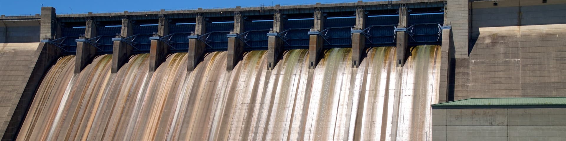 Table Rock Dam featuring a lake or waterhole