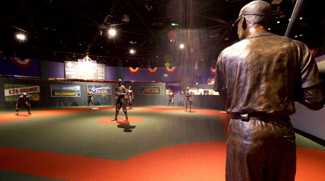 Downtown Kansas City showing interior views and a statue or sculpture