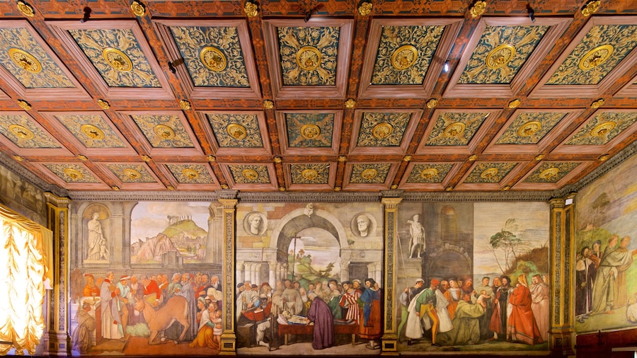 Scoletta del Santo que incluye vistas interiores, arte y elementos religiosos