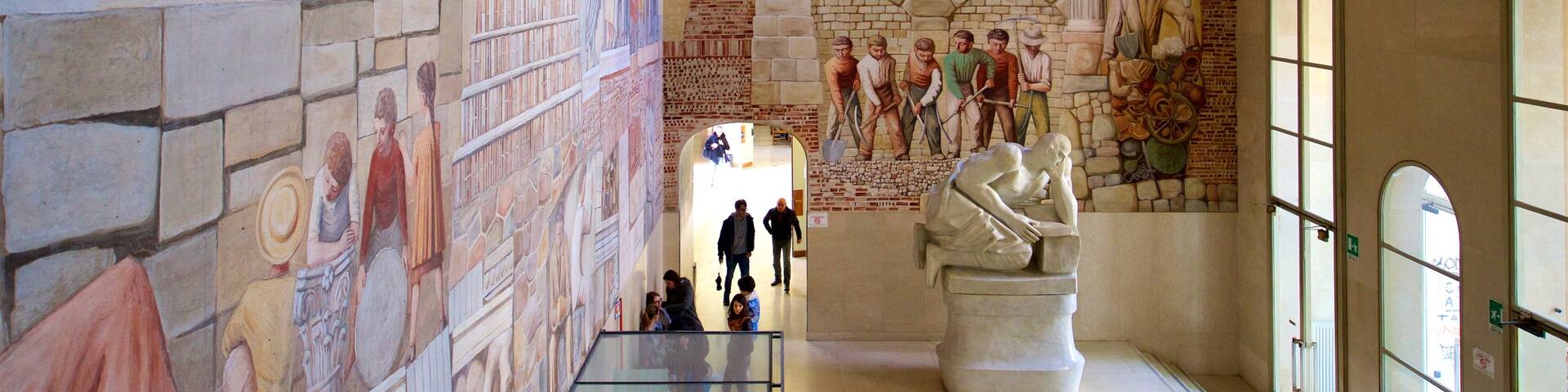 Padova featuring interior views, art and religious aspects