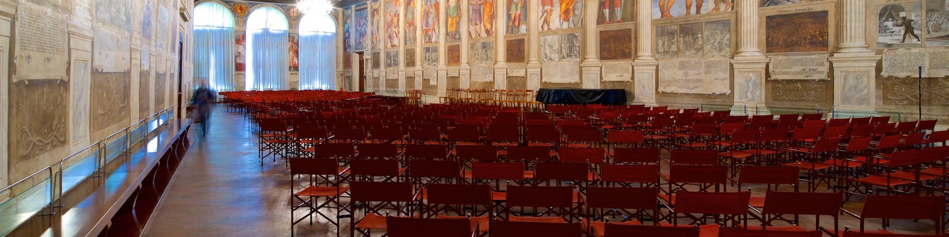 Padoue mettant en vedette art, vues intérieures et église ou cathédrale