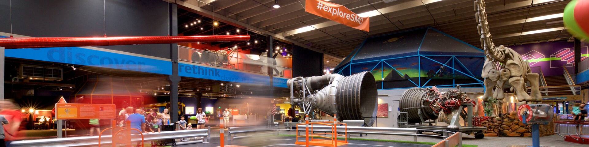 Omniplex Science Museum showing interior views