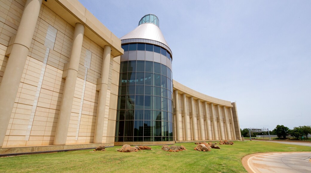 Oklahoma History Center som visar modern arkitektur