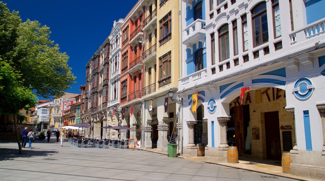 Aviles showing a city and heritage elements