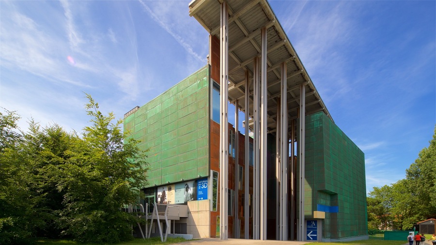 Museo del Pueblo de Asturias mostrando arquitectura moderna