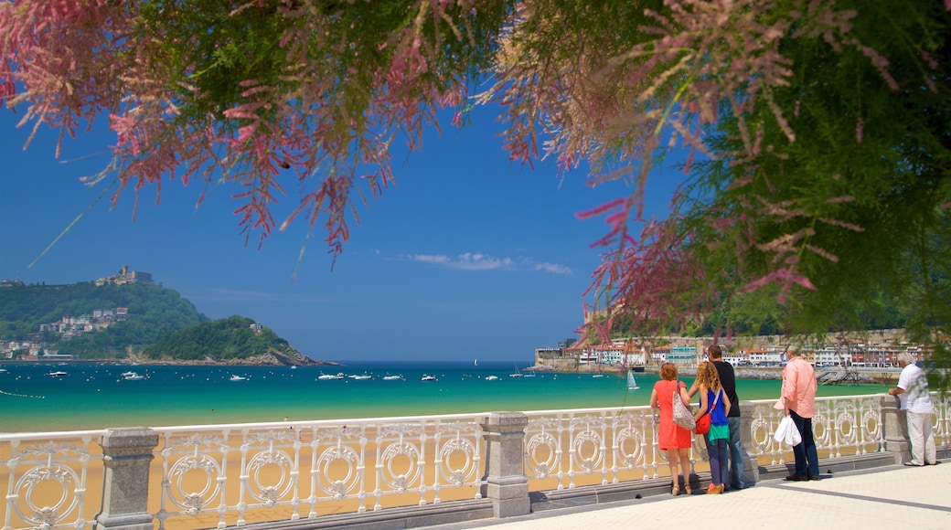 Concha Promenade featuring a coastal town, general coastal views and a bay or harbor