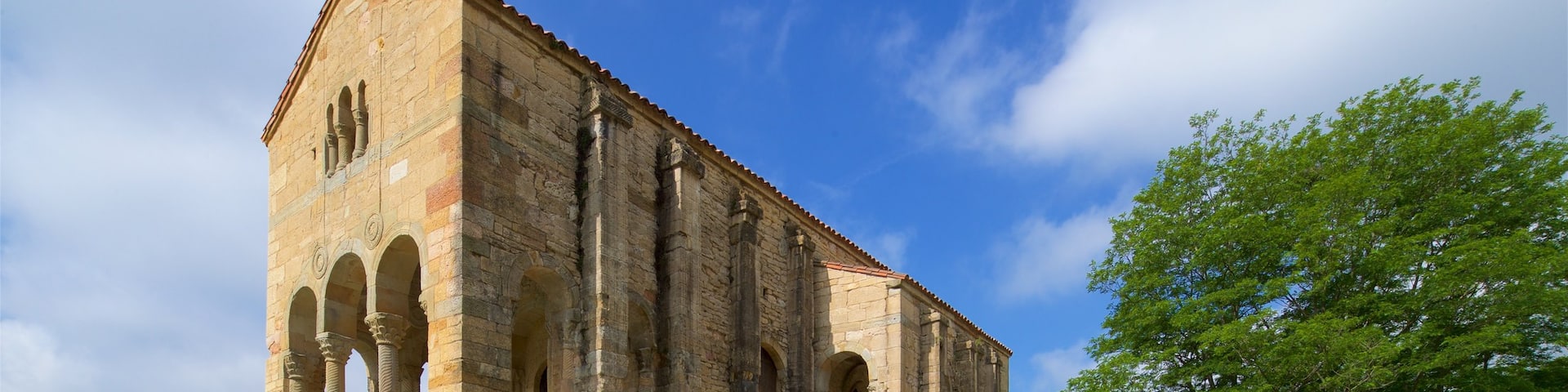 Santa Maria del Naranco featuring heritage architecture