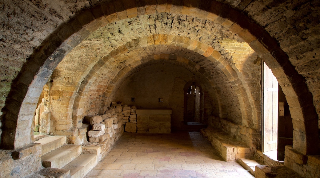 Santa Maria del Naranco featuring heritage elements and interior views