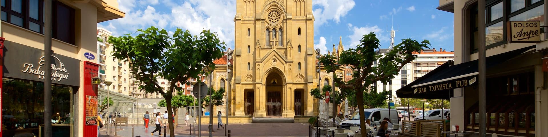 San Ignacio Church which includes heritage architecture and a church or cathedral