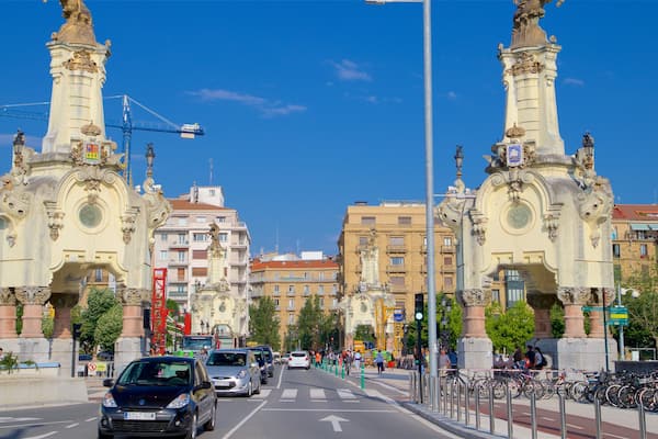 Puente de María Cristina das einen historische Architektur und Stadt