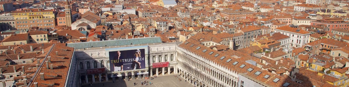 Venedig welches beinhaltet Stadt und Platz oder Plaza