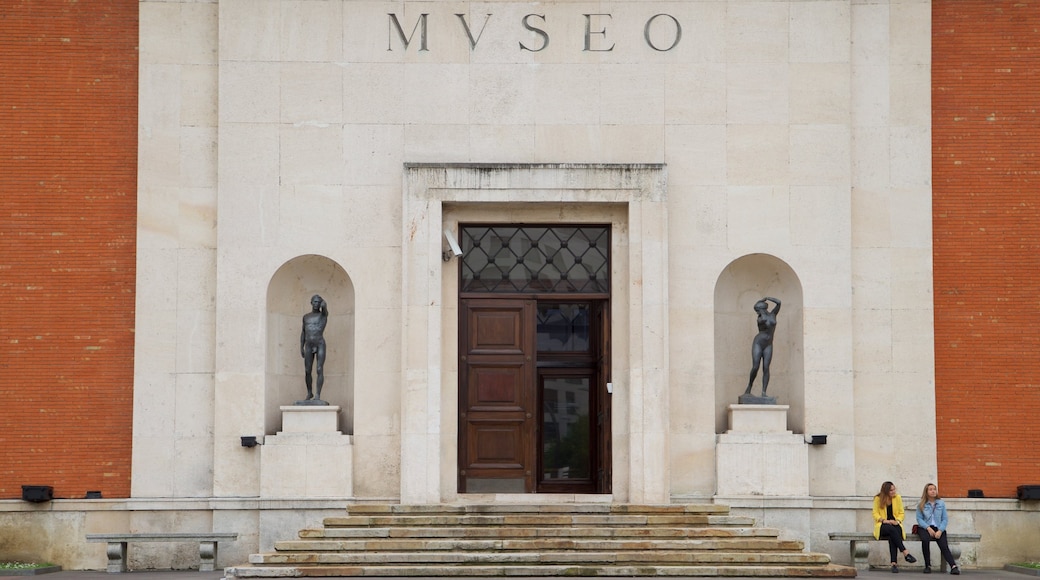 Museo de Bellas Artes de Bilbao mostrando una estatua o escultura, elementos del patrimonio y escenas urbanas