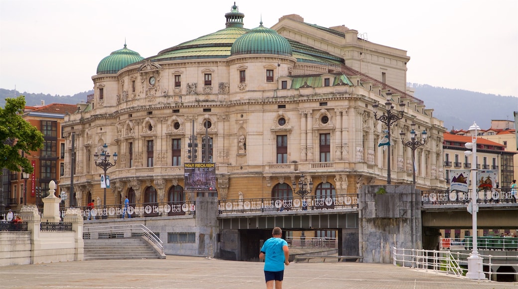 Arriaga-Theater mit einem historische Architektur