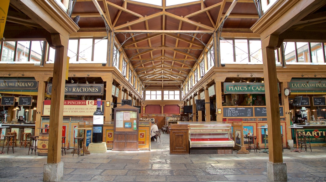 Santander which includes a bar, interior views and markets