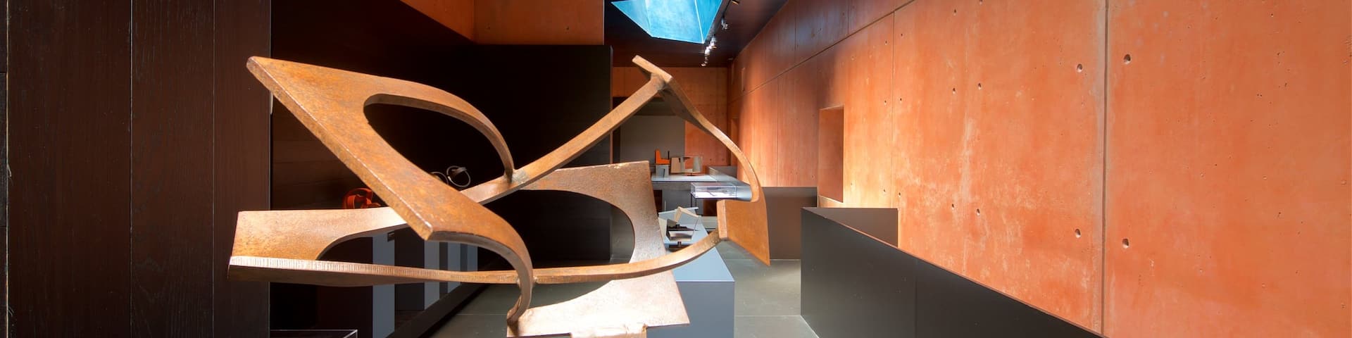 Jorge Oteiza Museum showing art and interior views