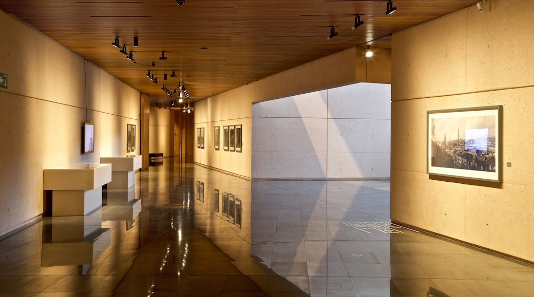 Pamplona que inclui arte e vistas internas