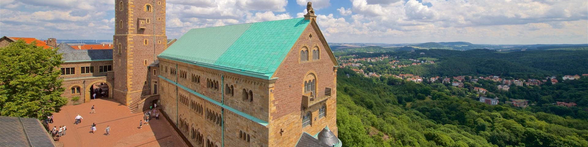 Wartburg welches beinhaltet Kirche oder Kathedrale, ruhige Szenerie und historische Architektur