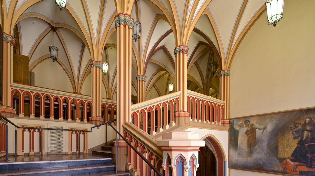 Rathaus showing heritage elements, interior views and art