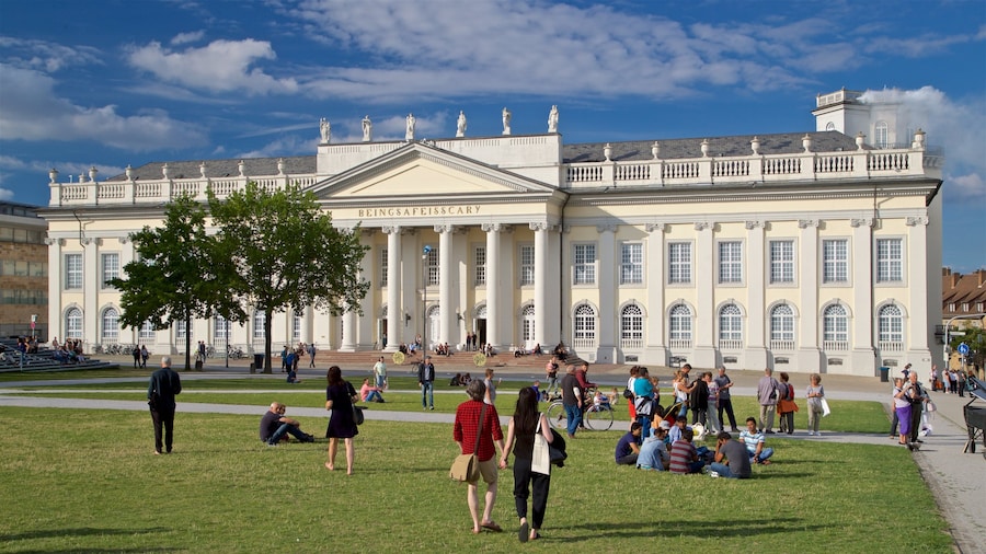 Kassel which includes a park, street scenes and heritage architecture