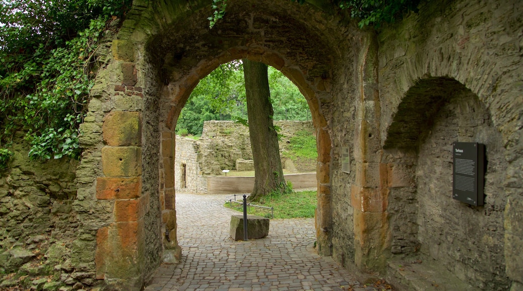 Castillo de Sparrenberg ofreciendo elementos del patrimonio