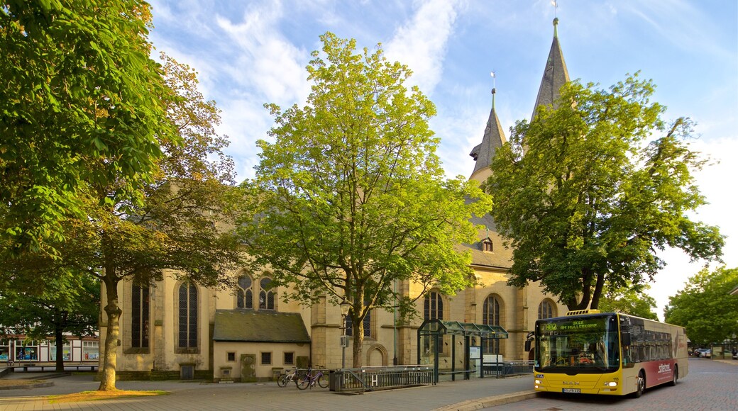 Jakobikirche caratteristiche di architettura d\'epoca e chiesa o cattedrale