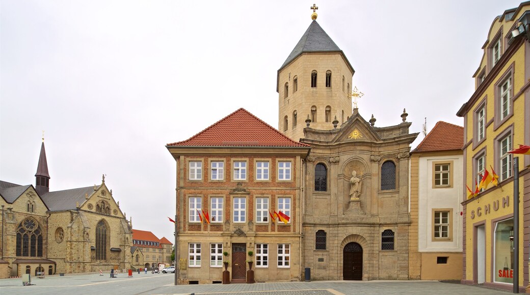 Paderborn montrant église ou cathédrale et patrimoine architectural
