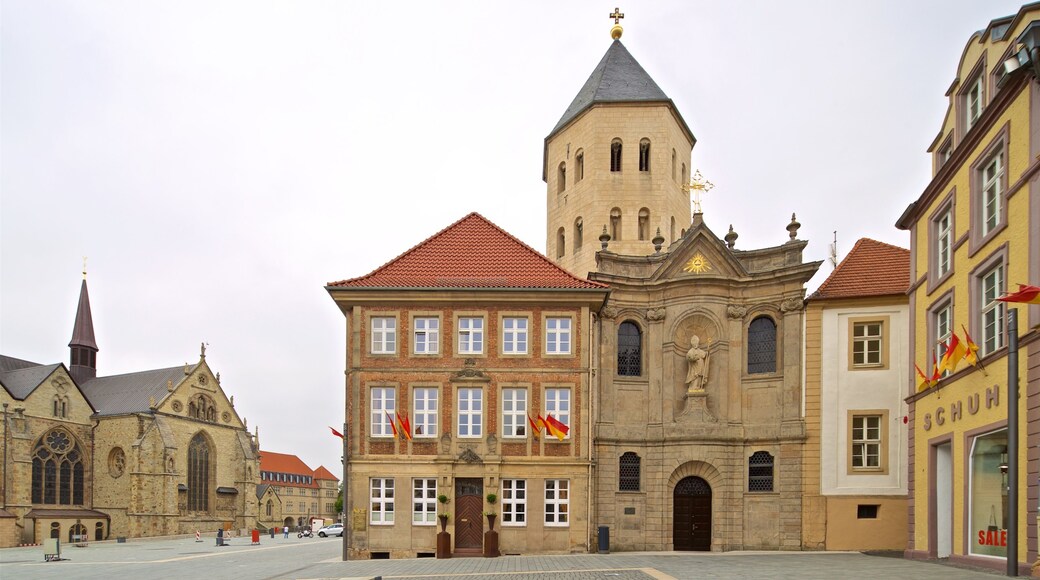 Paderborn som visar historisk arkitektur och en kyrka eller katedral