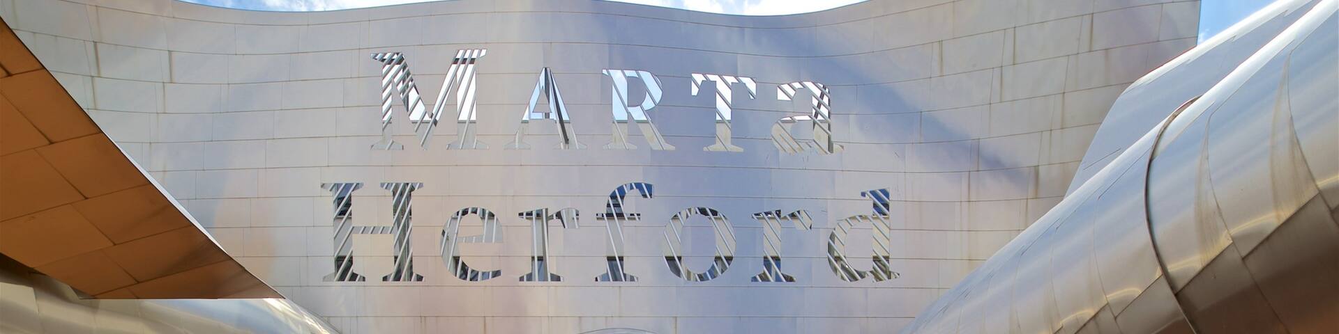 Marta Herford Museum which includes modern architecture and signage
