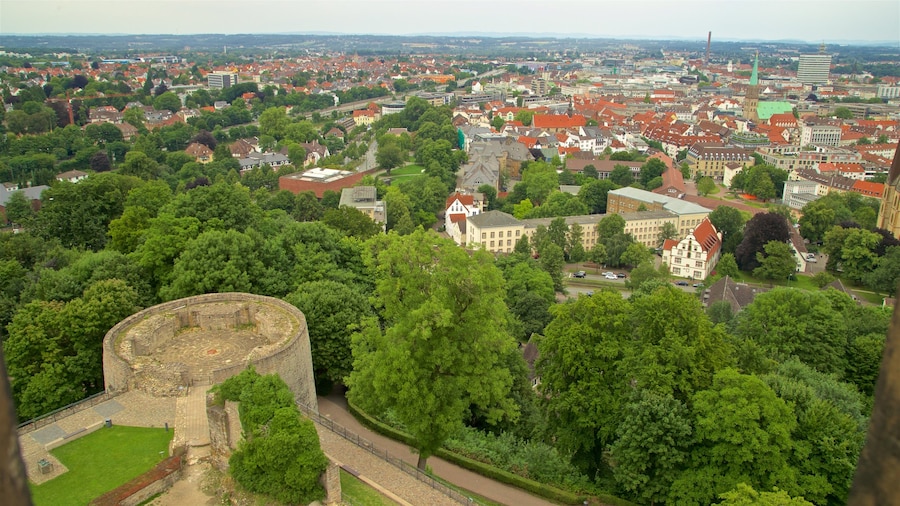 Sparrenberg Castle showing a city, château or palace and landscape views