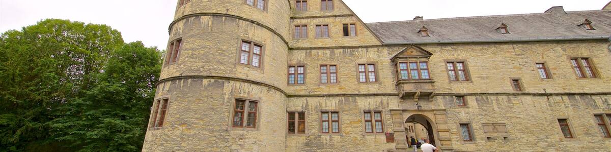 Kreismuseum Wewelsburg mit einem Burg, historische Architektur und Brücke