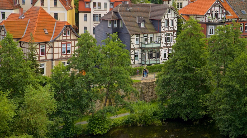 Museum im Zwinger que inclui paisagem e uma cidade pequena ou vila