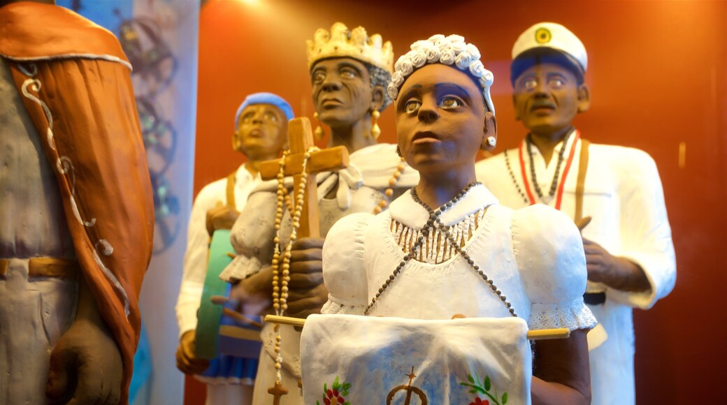 Memorial Minas Gerais Vale mostrando aspectos religiosos