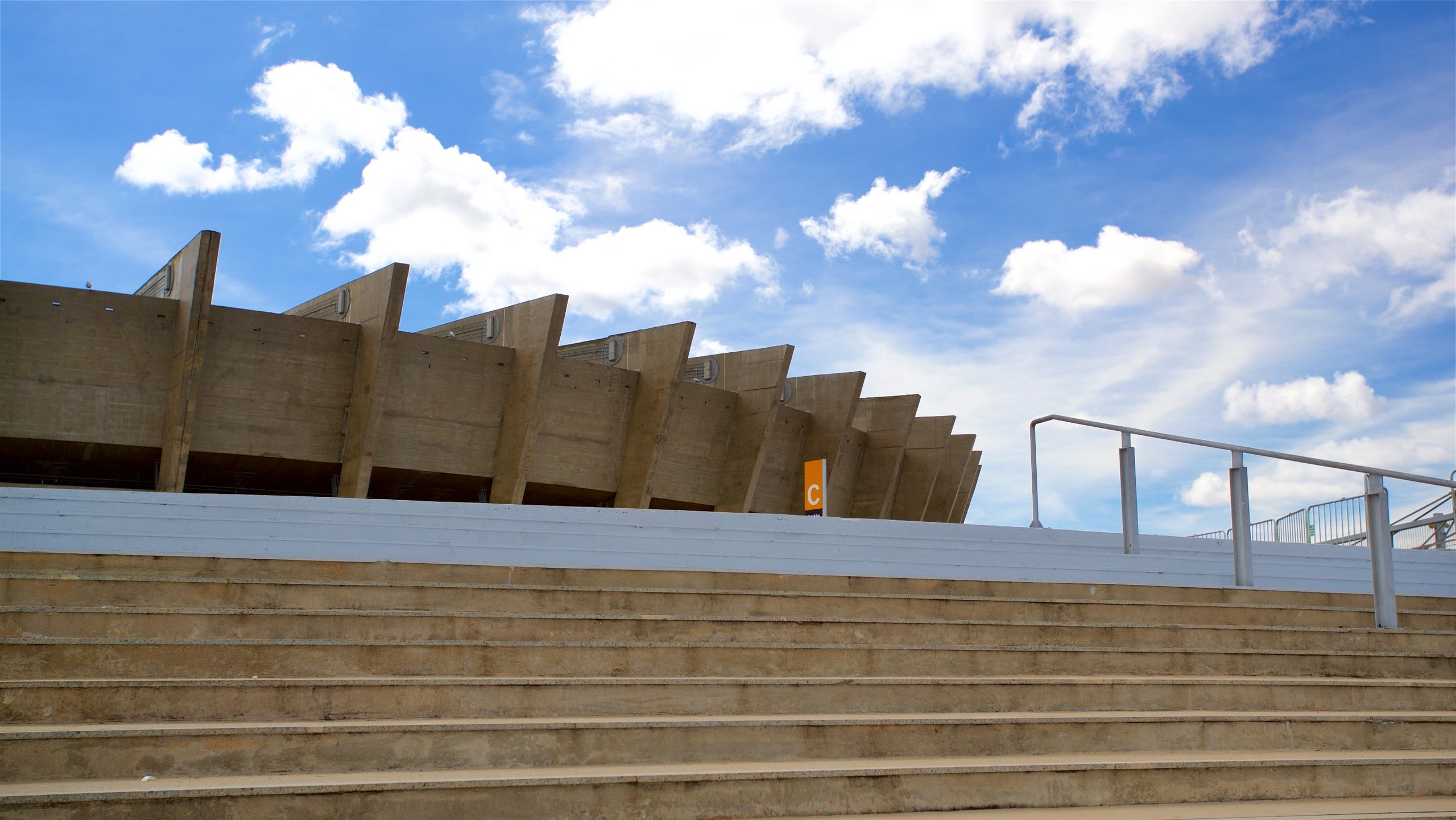 Belo Horizonte, where they love football and Group C begins