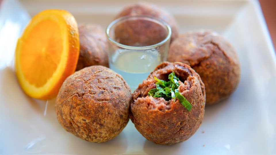 Angra dos Reis showing food