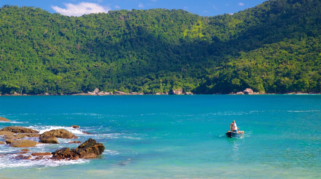 Praia do Meio caracterizando canoagem, cenas tropicais e paisagens litorâneas