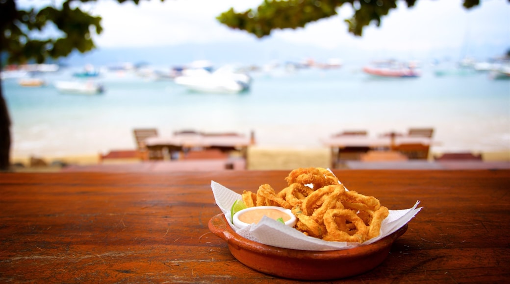 Vila do Abraao which includes food and general coastal views