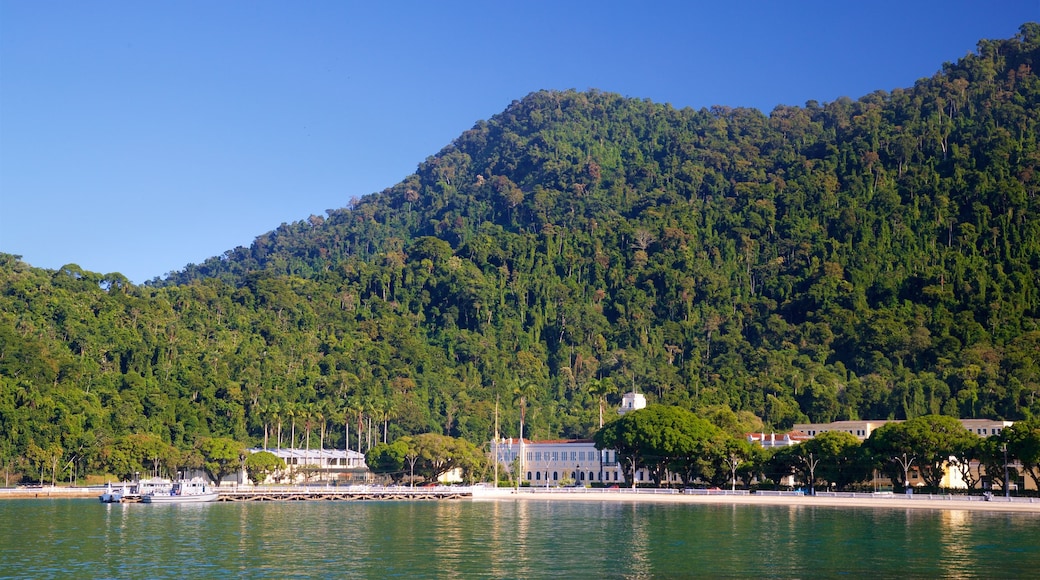 海軍學院 呈现出 綜覽海岸風景