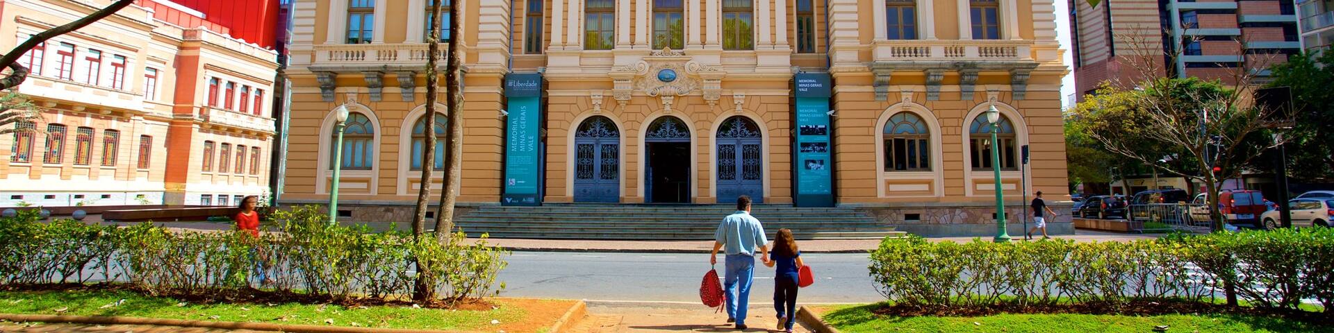 Memorial Minas Gerais Vale which includes a city and heritage architecture as well as a couple