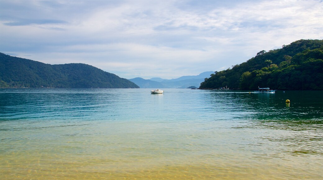 Japariz Beach which includes general coastal views and a bay or harbour