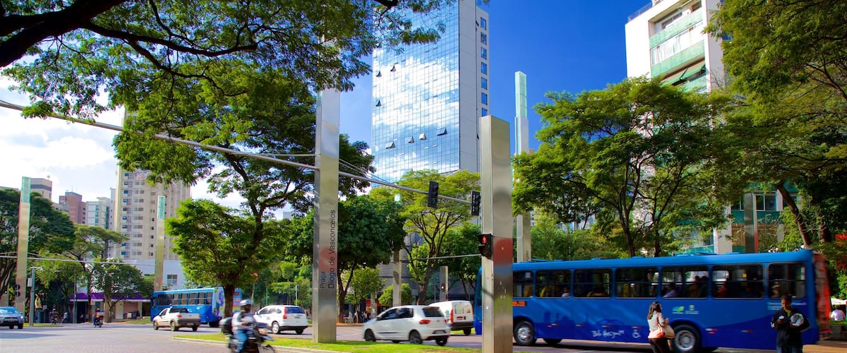 Savassi Square featuring a city