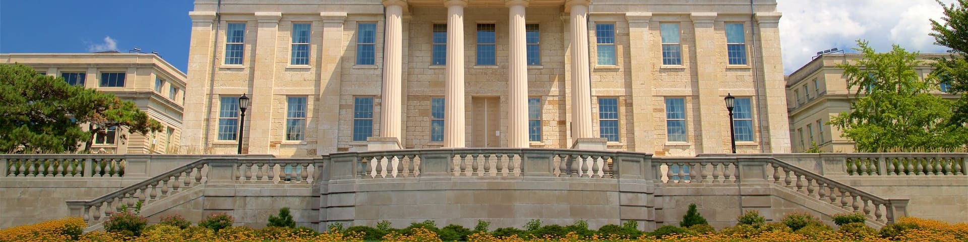 Iowa Museum of Natural History featuring an administrative buidling and heritage architecture