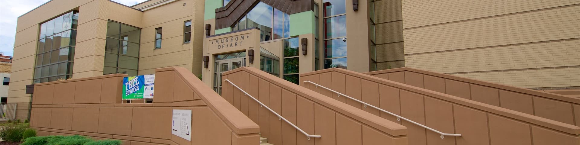 シーダー ラピッズ美術館 どの含み 現代建築