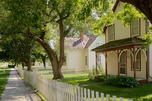 Site historique national Herbert Hoover qui includes maison et petite ville ou village