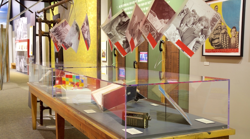 National Czech and Slovak Museum and Library showing interior views and heritage elements