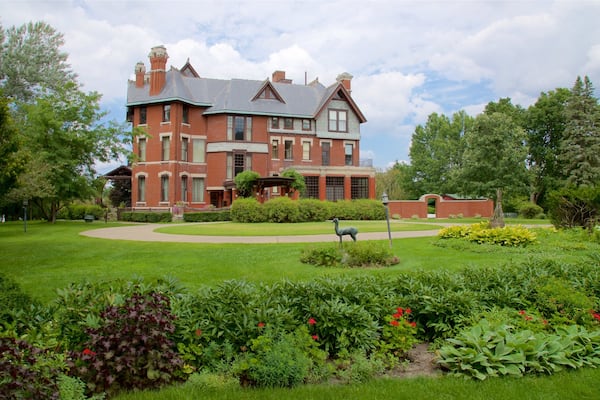 Brucemore qui includes maison et parc